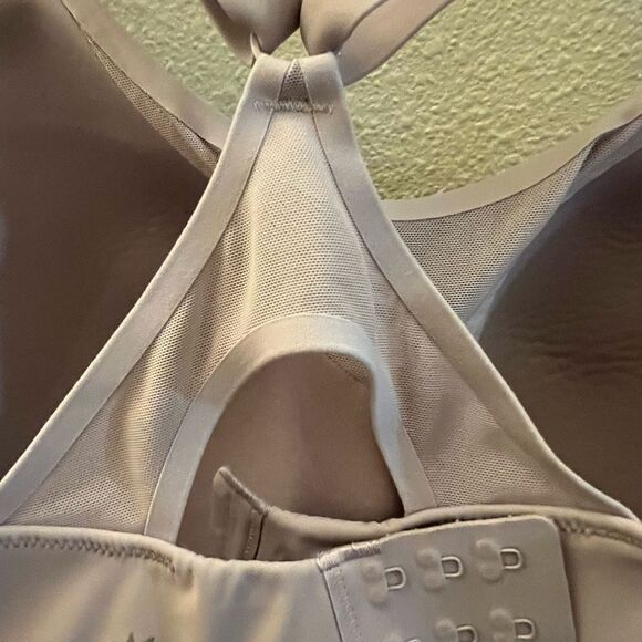 Athlete Advance Bra 38DD - Picture 4 of 5